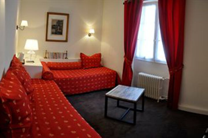 Room 40 of 46