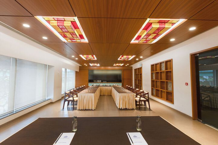 Business Center 133 of 150