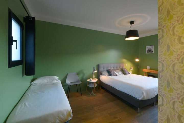 Room 12 of 39