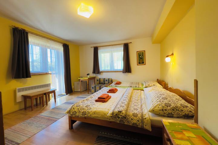 Room 14 of 52