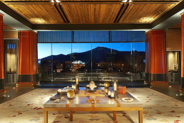 Lobby Entry