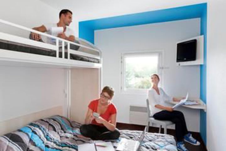Room 12 of 23