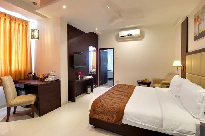 Room 15 of 54