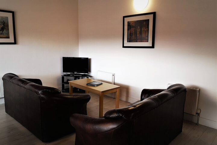 Room 115 of 219