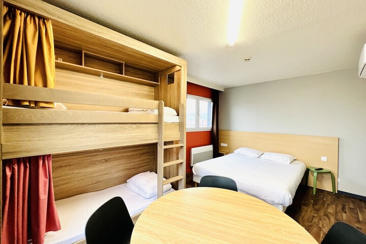 Room 26 of 55
