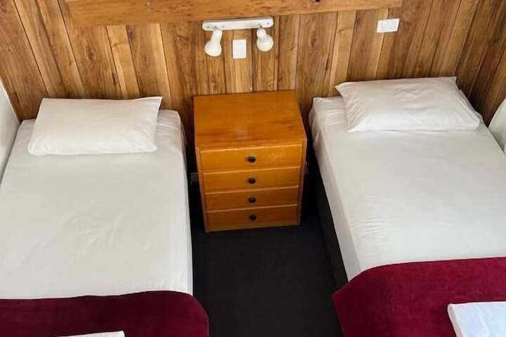 Room 19 of 68