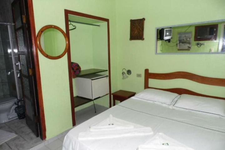 Room 19 of 41