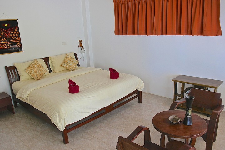 Room 7 of 26