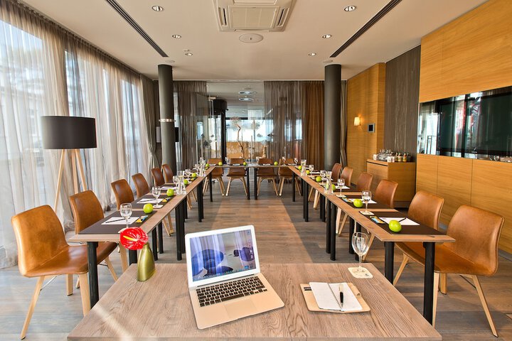 Meeting 44 of 48