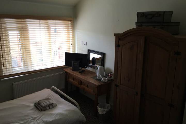 Room 7 of 26
