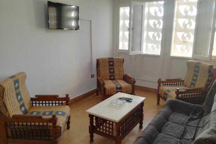 Room 13 of 34