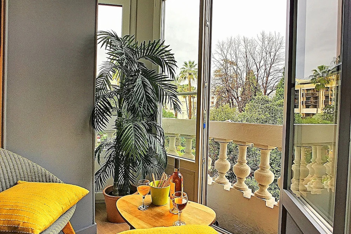 Terrace/Patio 7 of 16