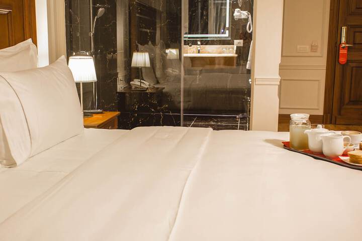 Room 14 of 35