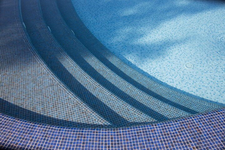 Pool 74 of 149