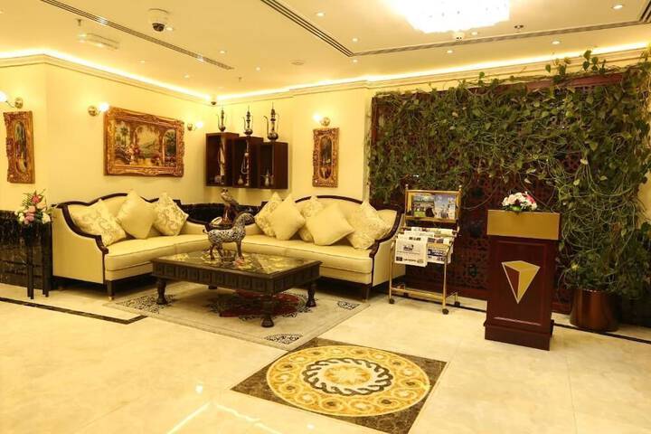 Hotel Interior 6 of 37