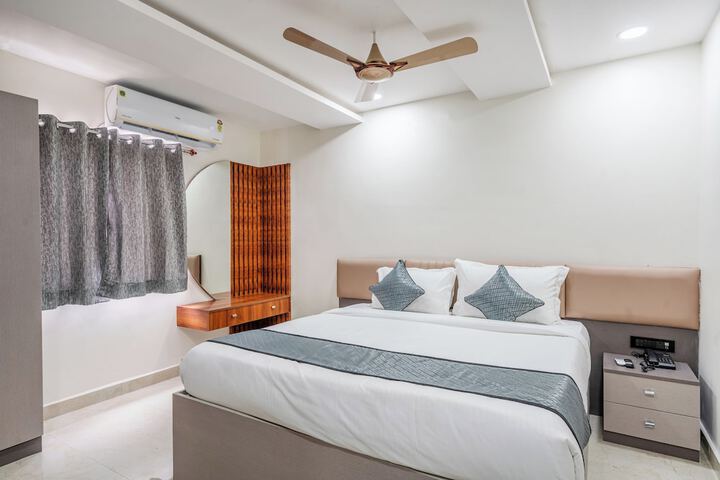 Room 6 of 26