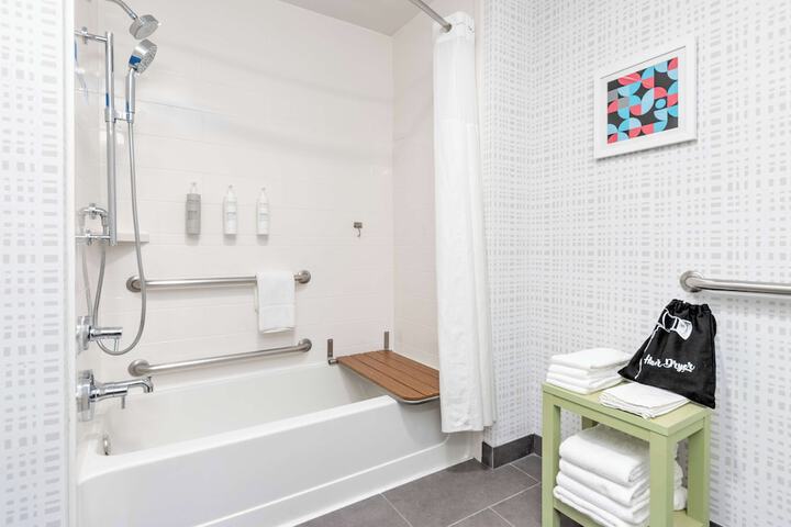 Bathroom shower