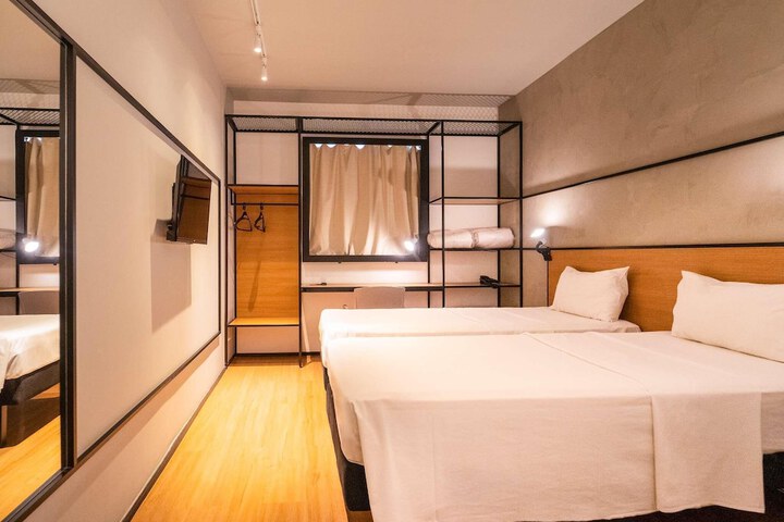 Room 29 of 78