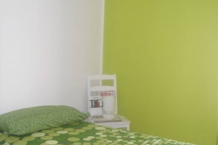 Room 18 of 46