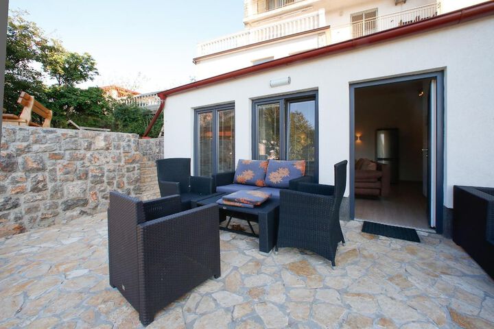 Terrace/Patio 32 of 65