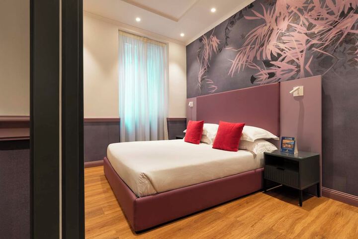 Room 41 of 68
