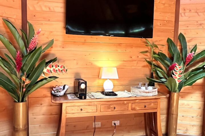 Room 8 of 53