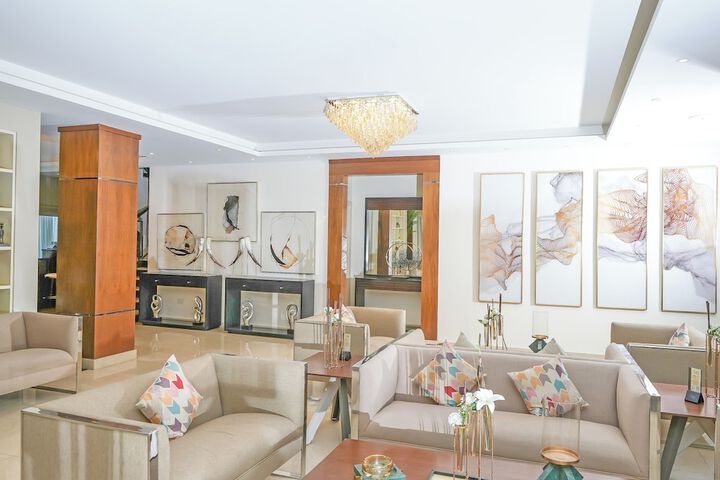 Hotel Interior 7 of 127