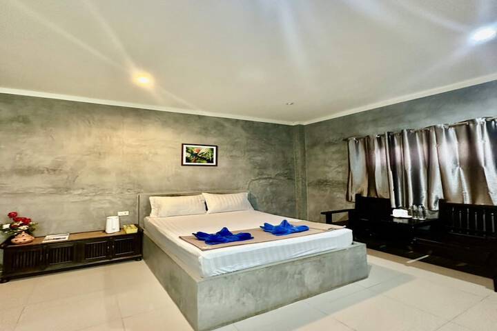 Room 20 of 49