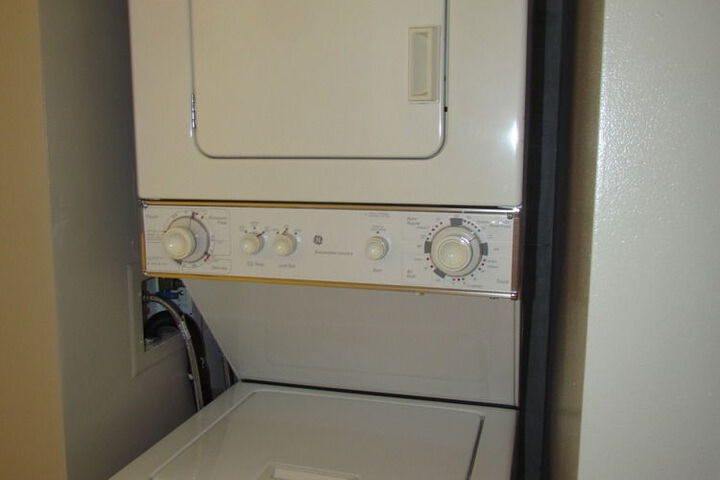 Room 8 of 23