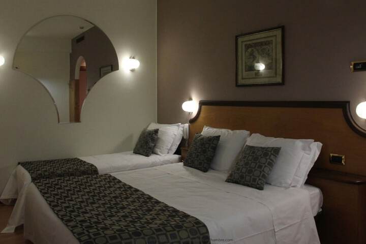 Room 14 of 63