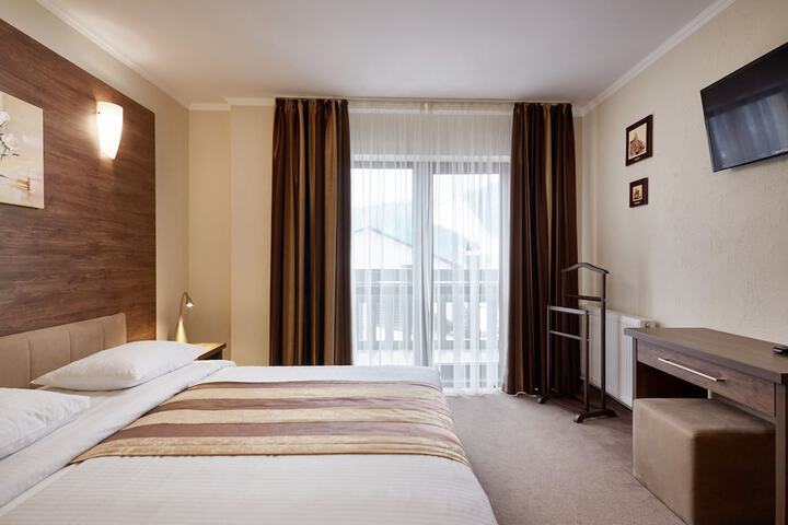 Room 9 of 61