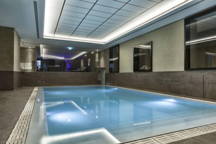 Pool 58 of 82