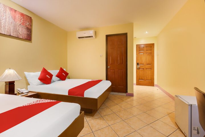 Room 8 of 23