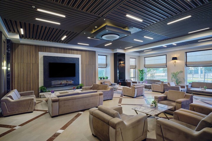 Hotel Interior 4 of 85
