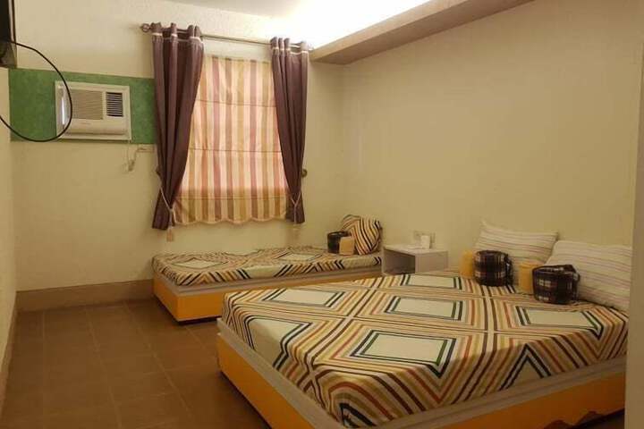 Room 13 of 41