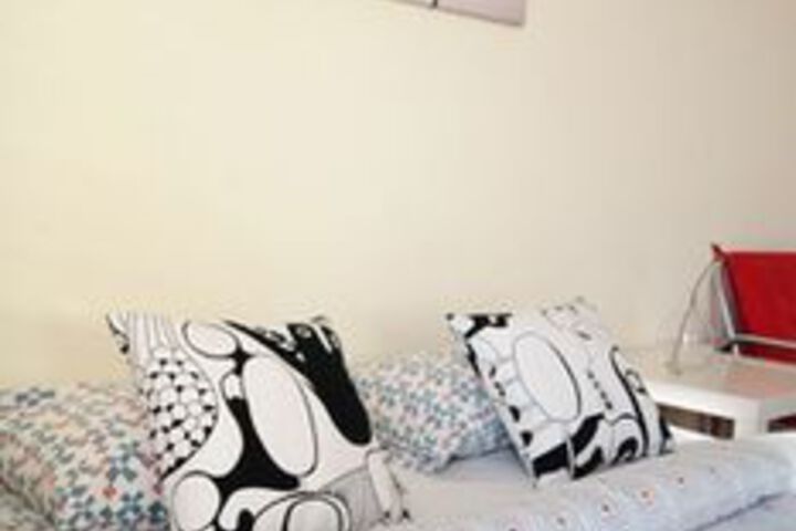 Room 11 of 35