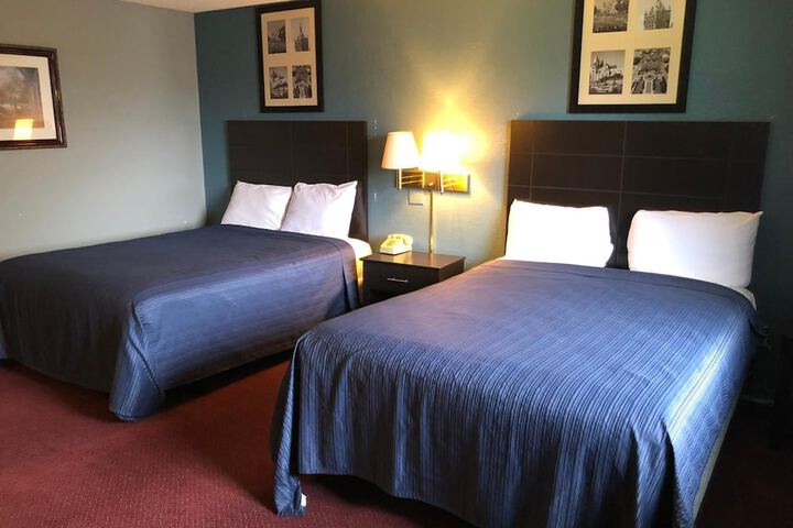 Room 14 of 38