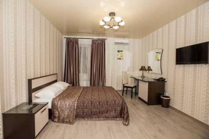 Room 12 of 24