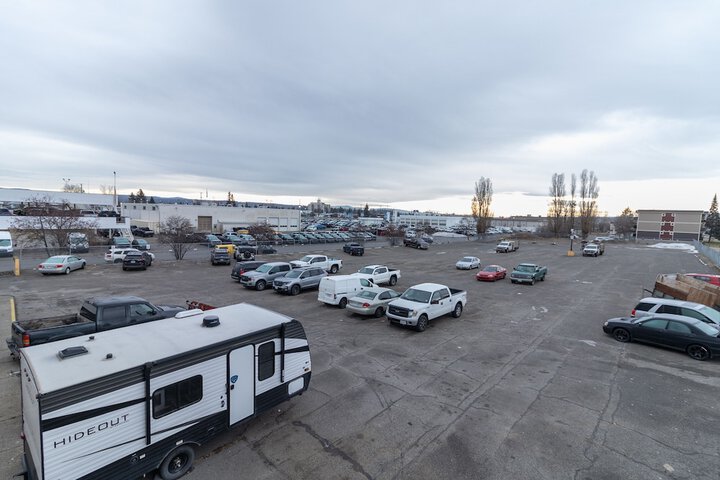 Property Grounds 33 of 36