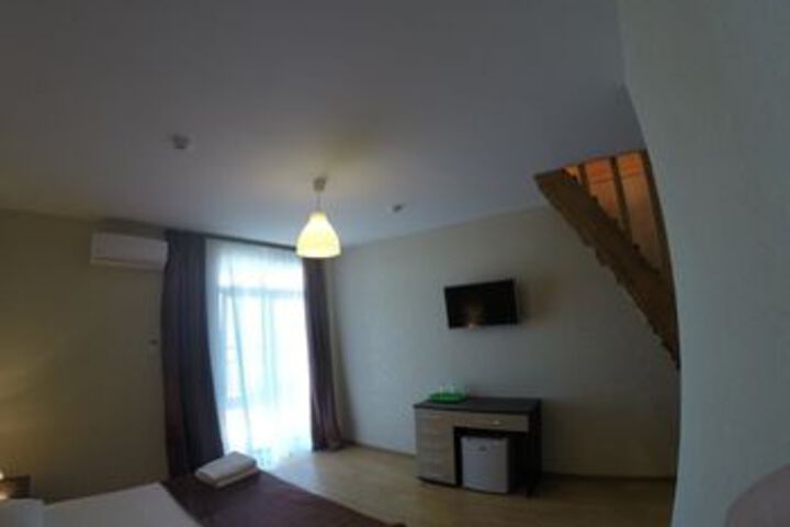 Room 127 of 176