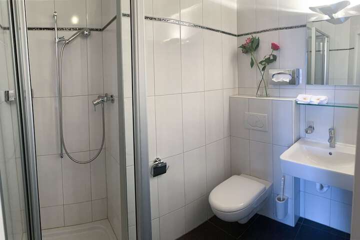Room 42 of 51