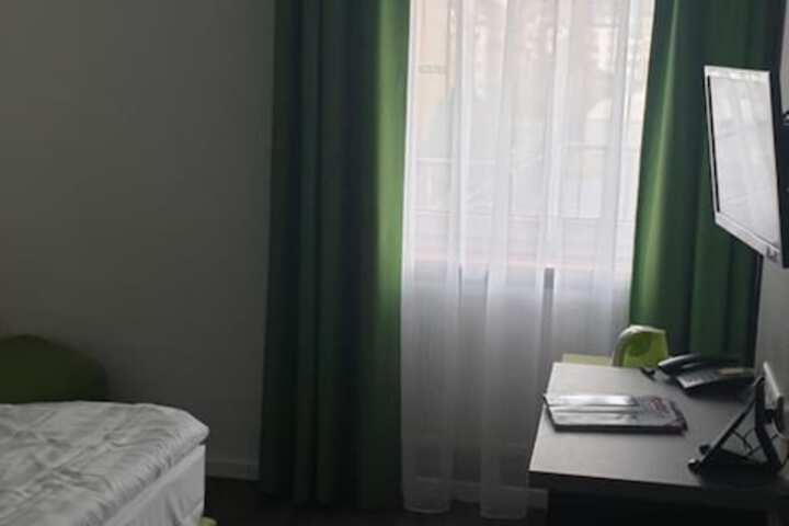 Room 15 of 39