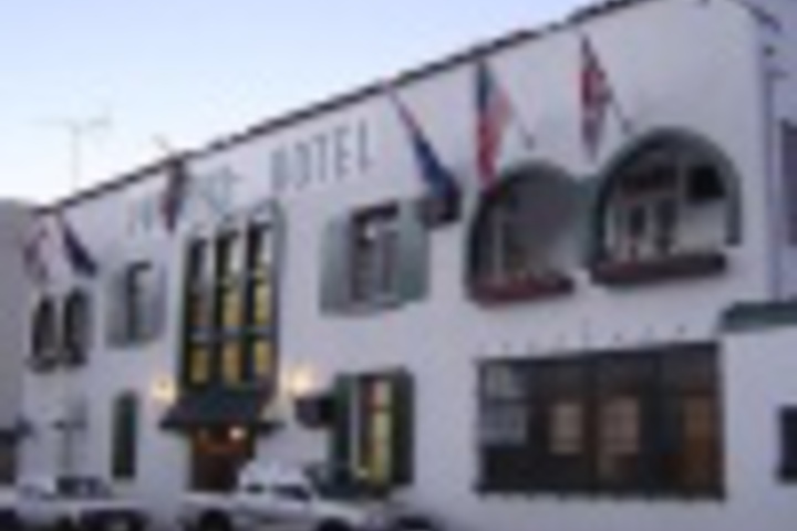 Hotel 16 of 204