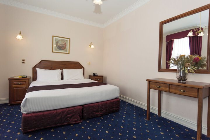 Room 14 of 42
