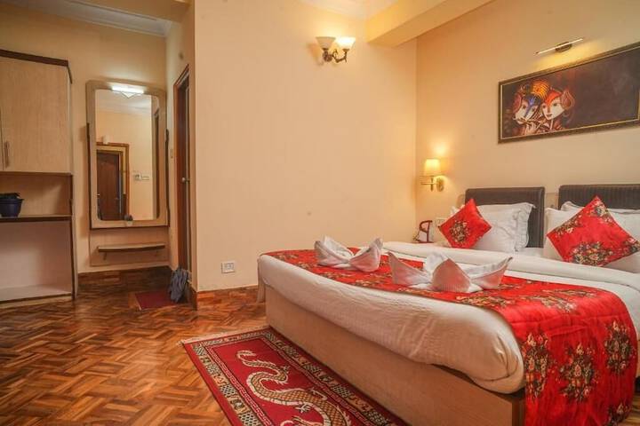 Room 16 of 26