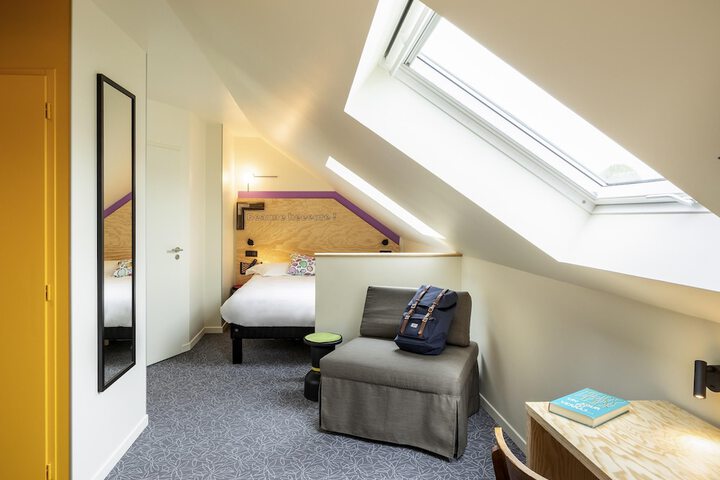 Room 14 of 86