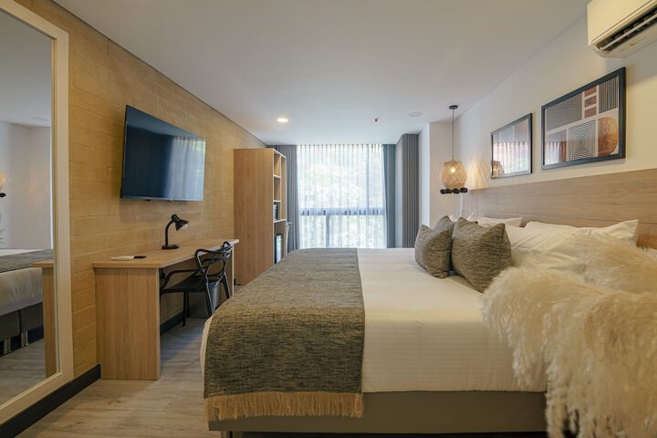 Room 32 of 88