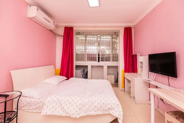 Room 2 of 14