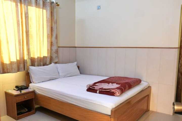 Room 16 of 41