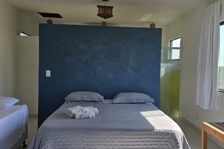 Room 11 of 38